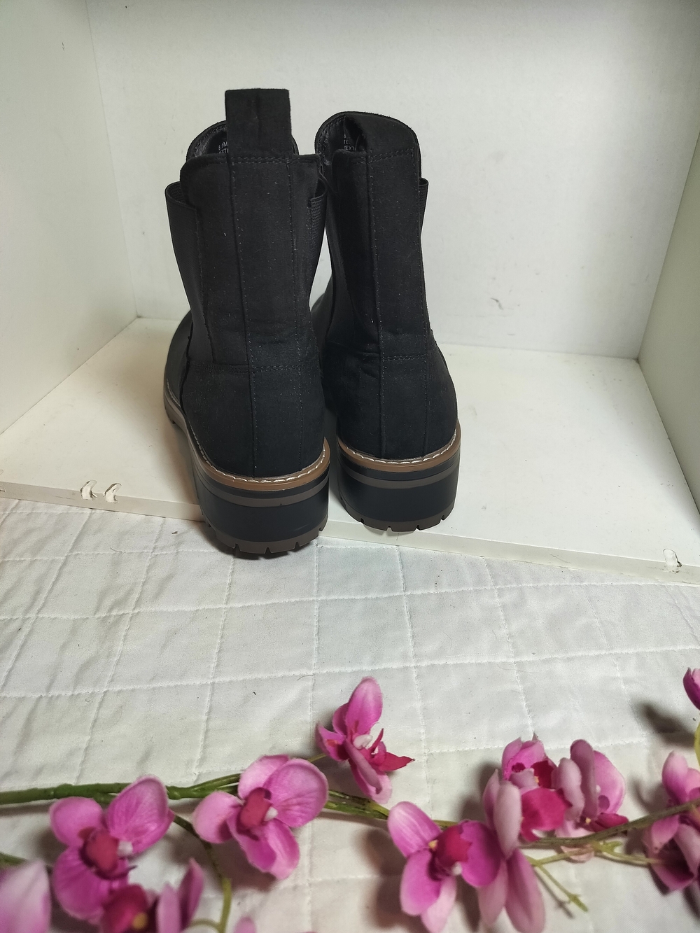 Kensie Black Suede Chelsea Lug Booties - Picture 5 of 7